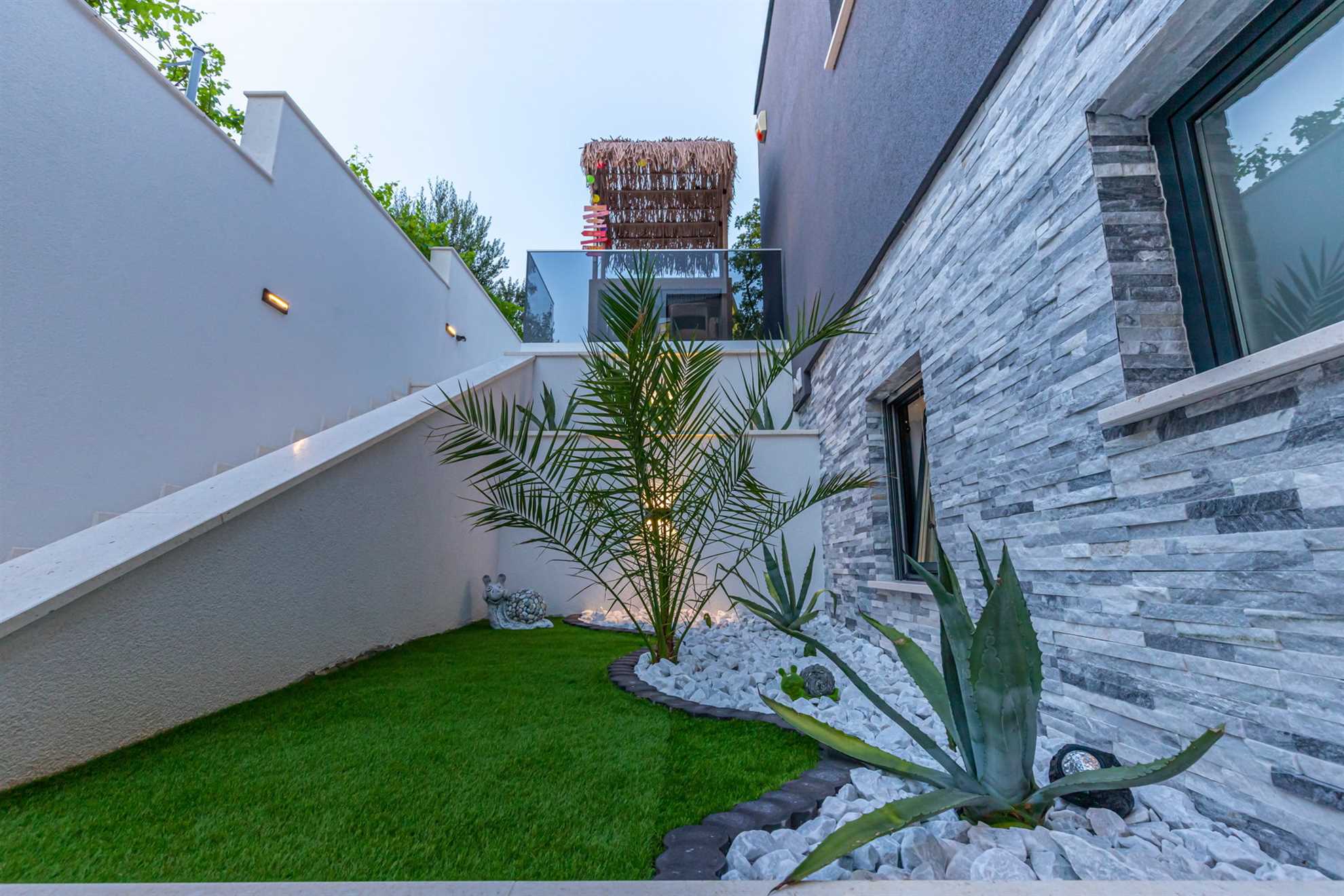 Luxury Villa Cesarea with Pool