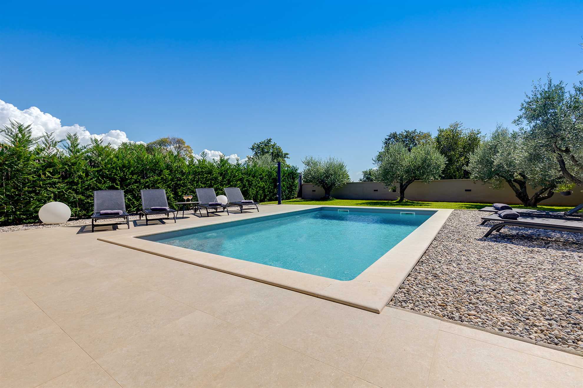 Villa Lyan with Swimming Pool
