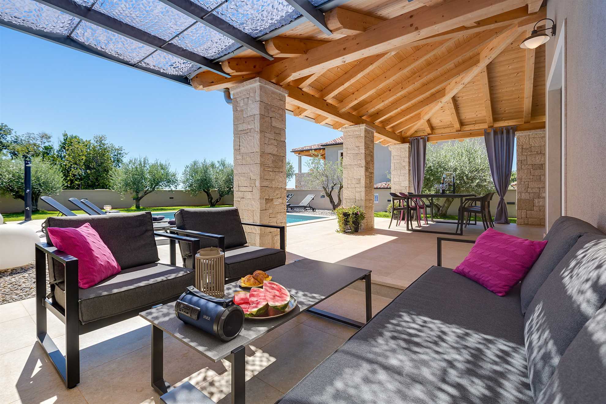 Villa Lyan with Swimming Pool