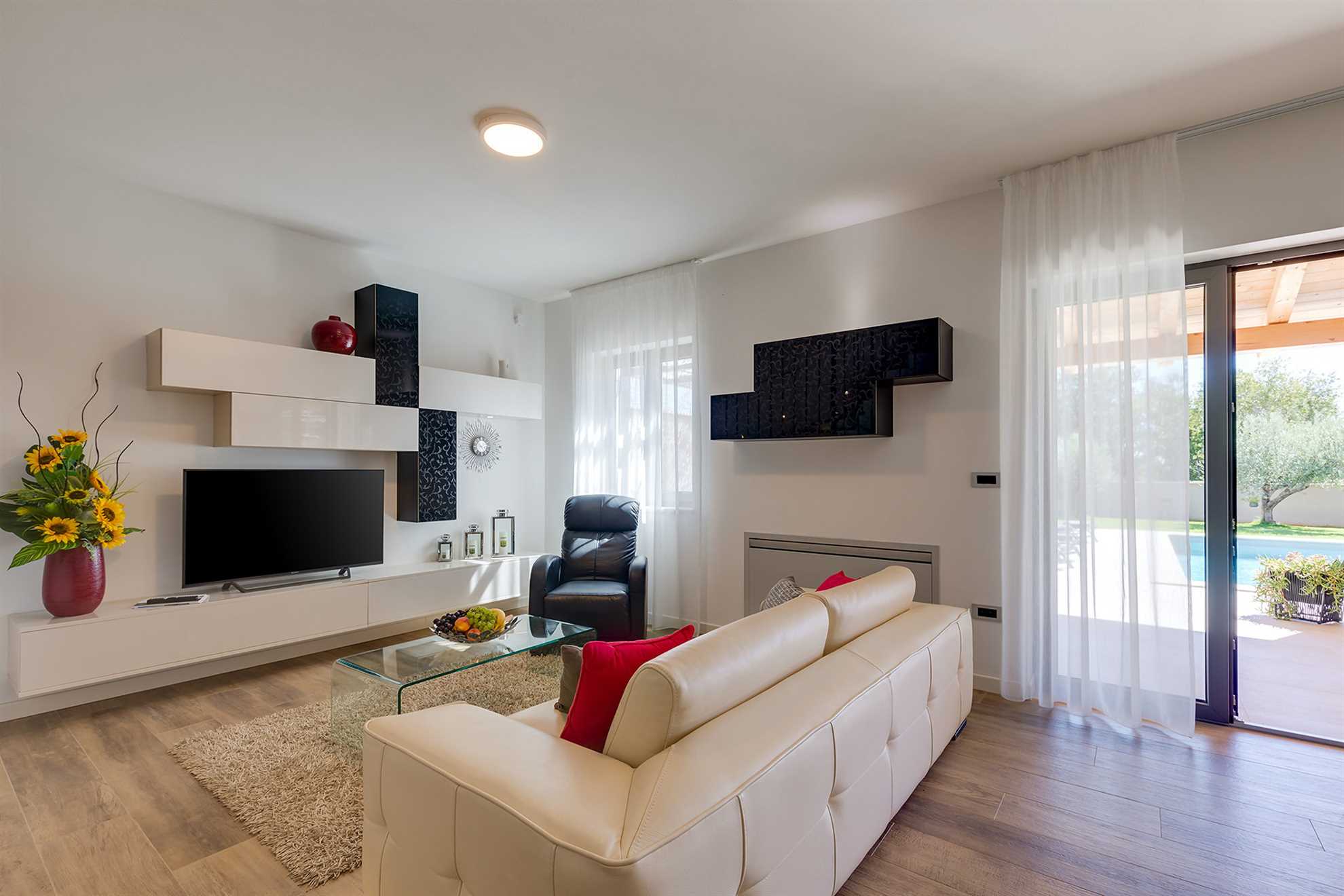 Villa Lyan with Swimming Pool
