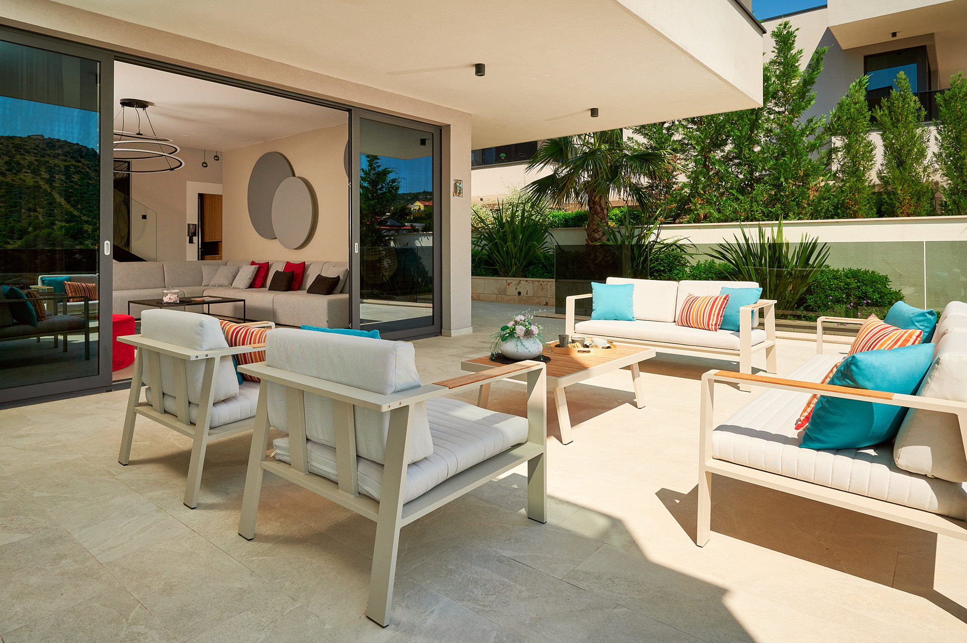Luxury Villa Posh Cherry with Pool