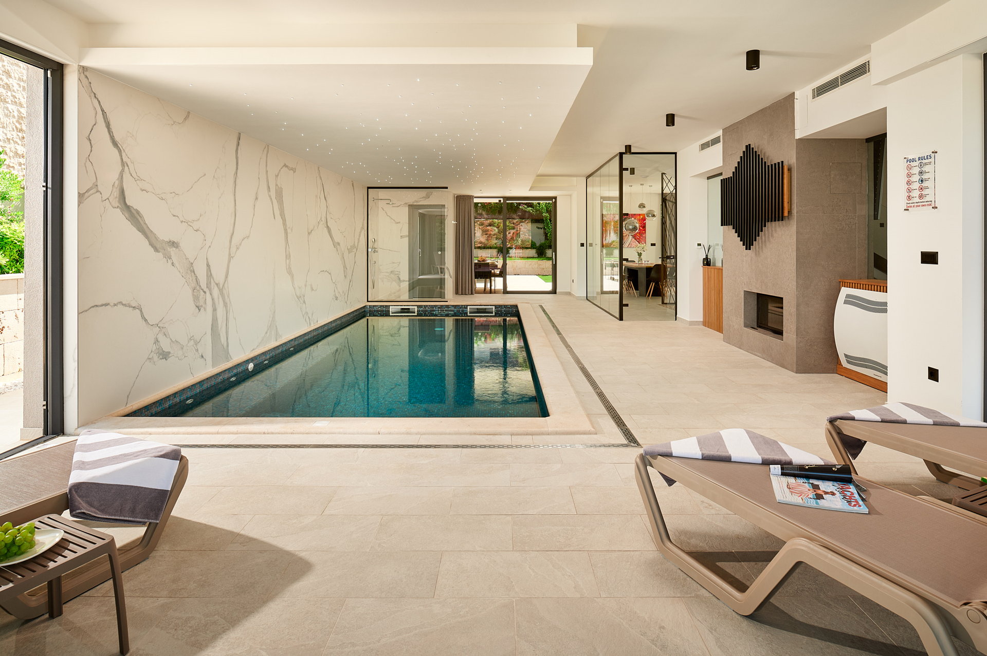 Luxury Villa Posh Cherry with Pool