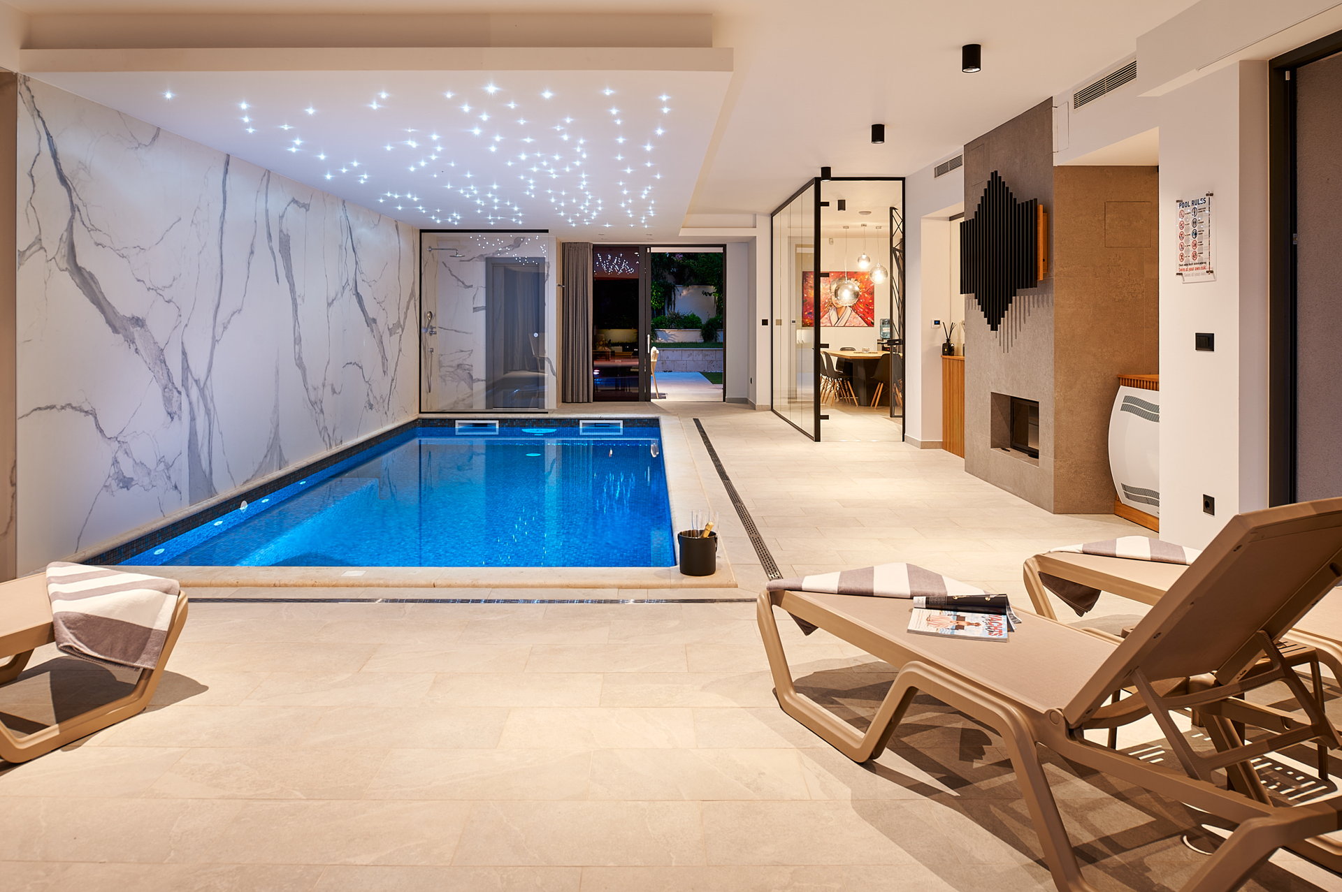 Luxury Villa Posh Cherry with Pool