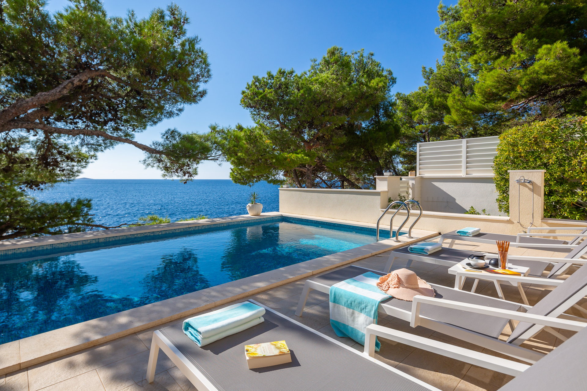 Beachfront Villa Allegria with Pool