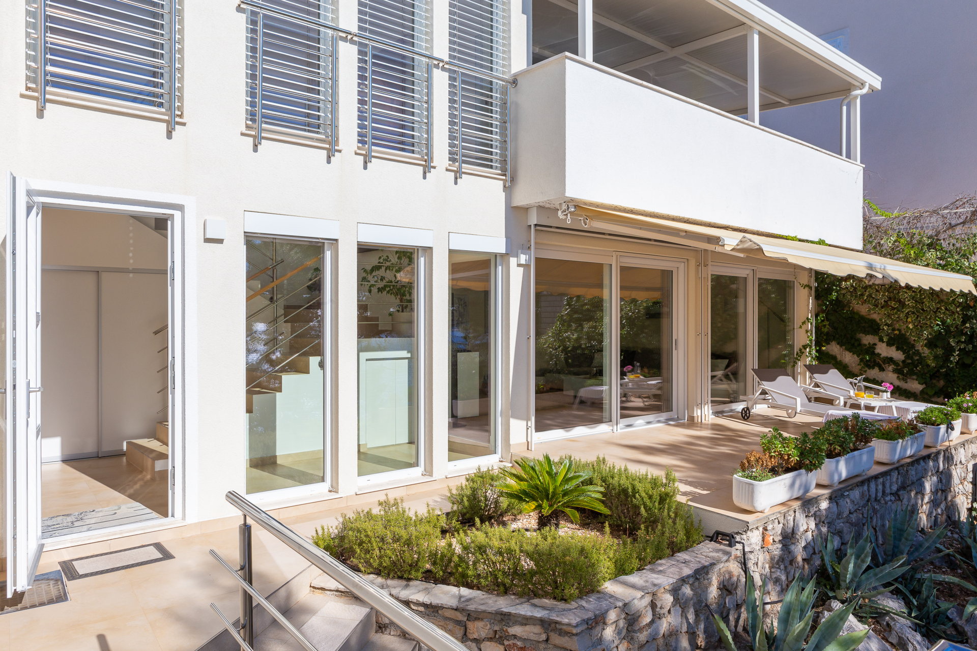 Beachfront Villa Allegria with Pool
