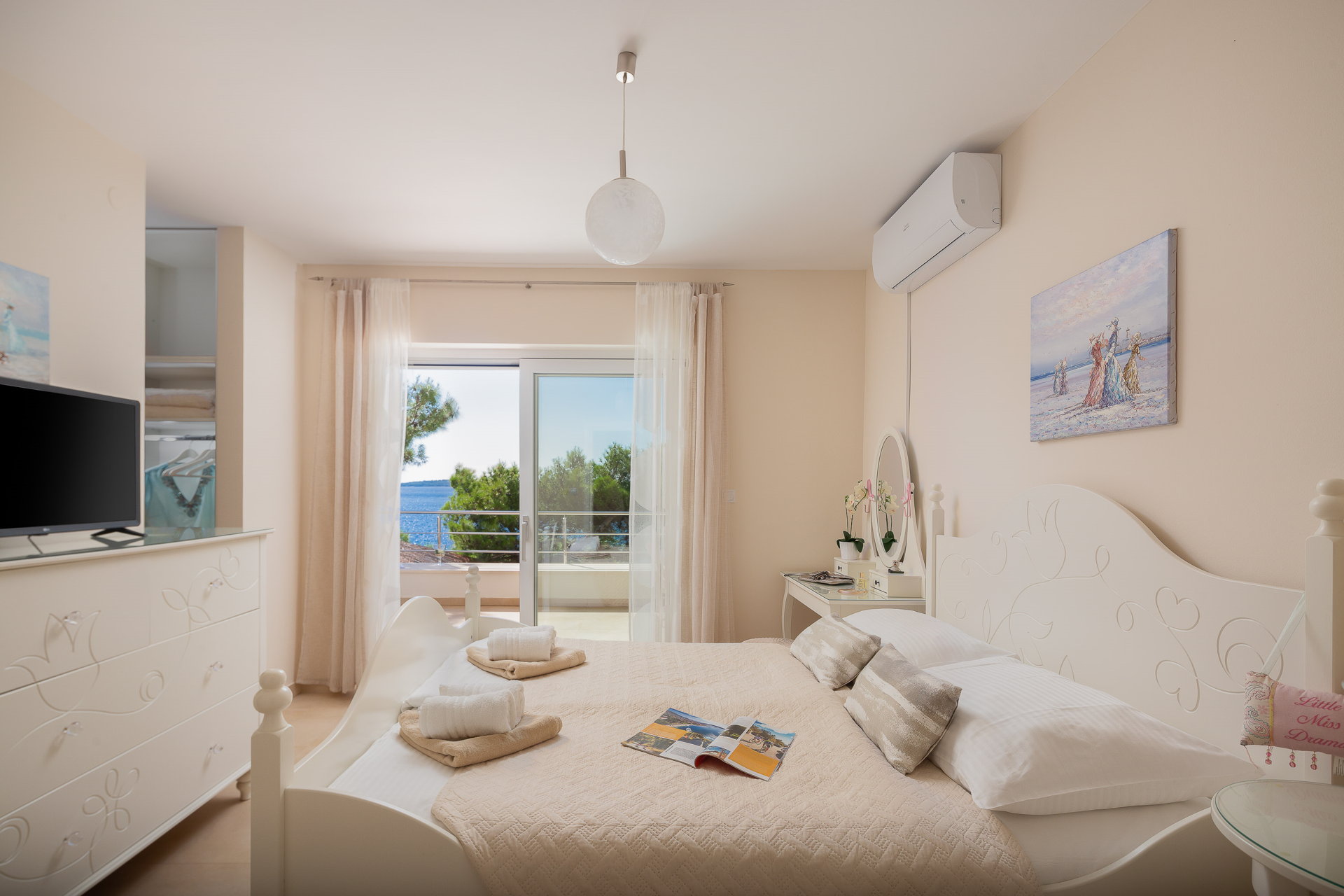 Beachfront Villa Allegria with Pool