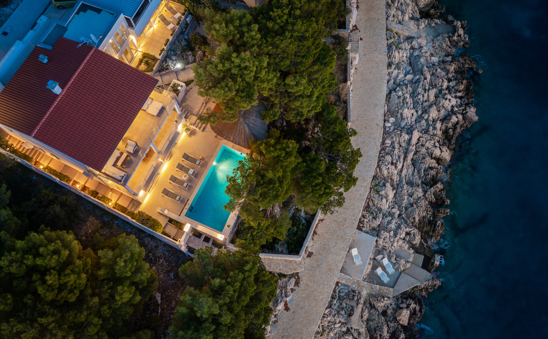 Beachfront Villa Allegria with Pool