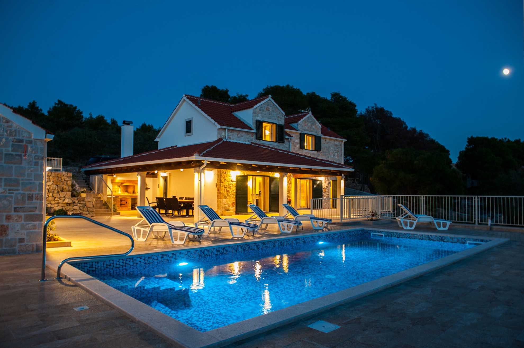 Villa Island Star with Pool