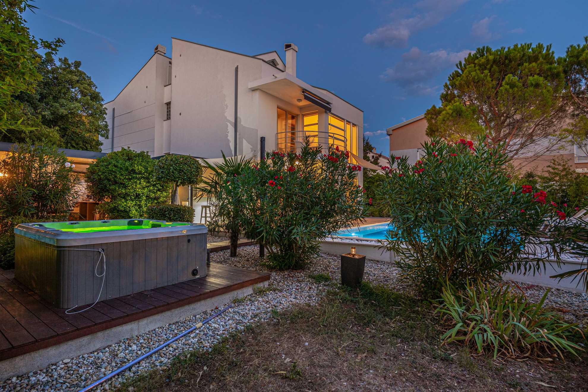 Luxury Villa Duchess with Pool