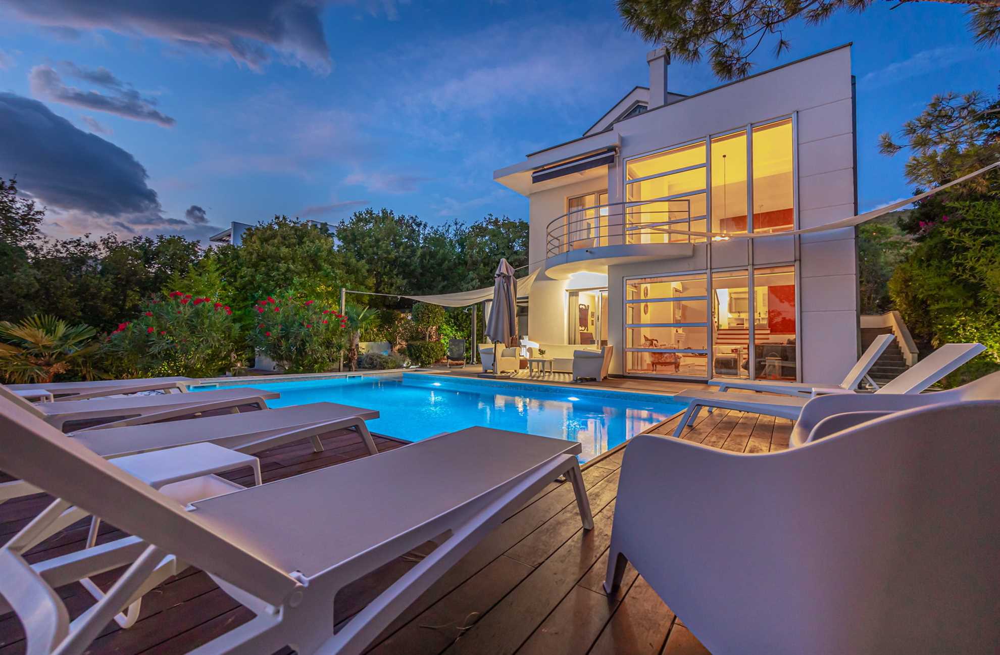Luxury Villa Duchess with Pool