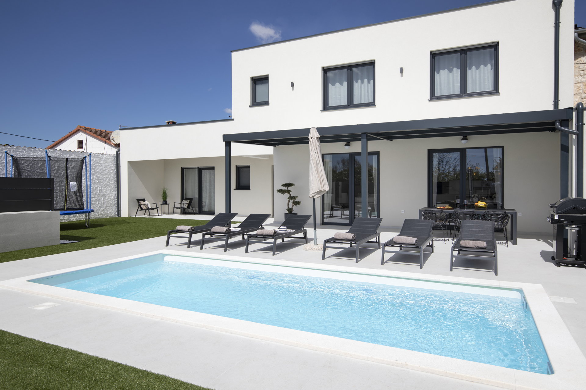 Villa Bohemian Rhapsody with Pool