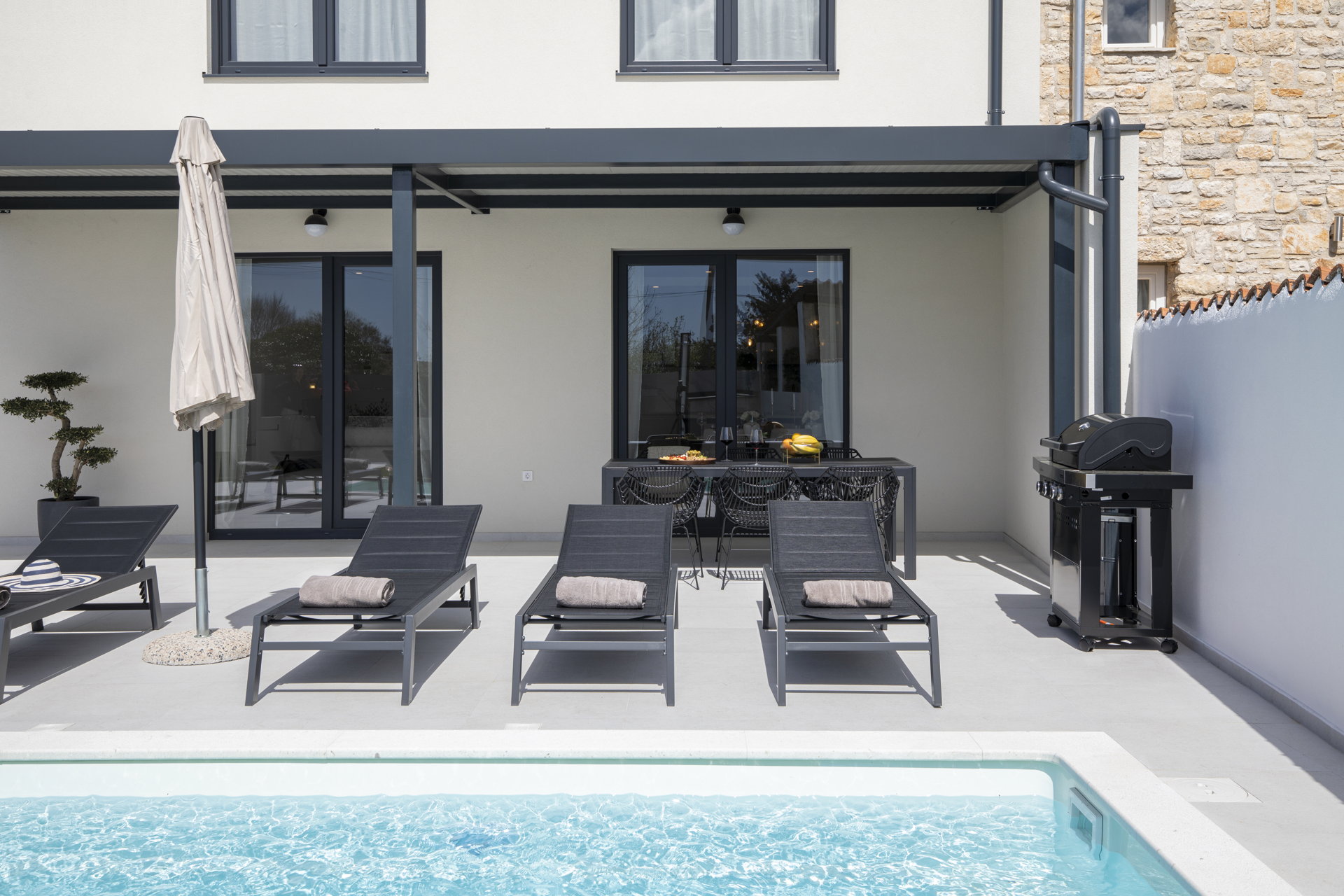 Villa Bohemian Rhapsody with Pool