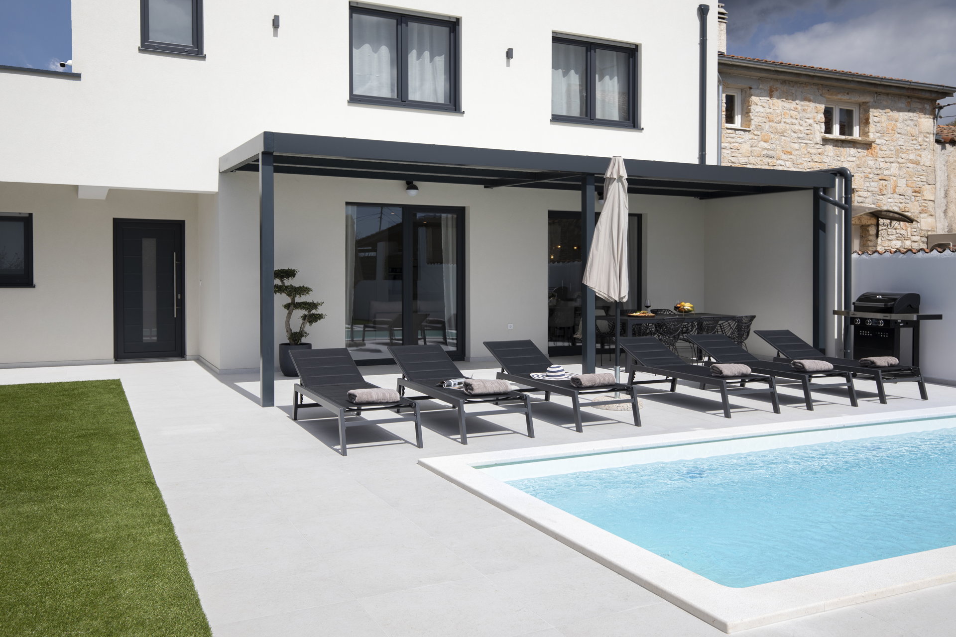 Villa Bohemian Rhapsody with Pool