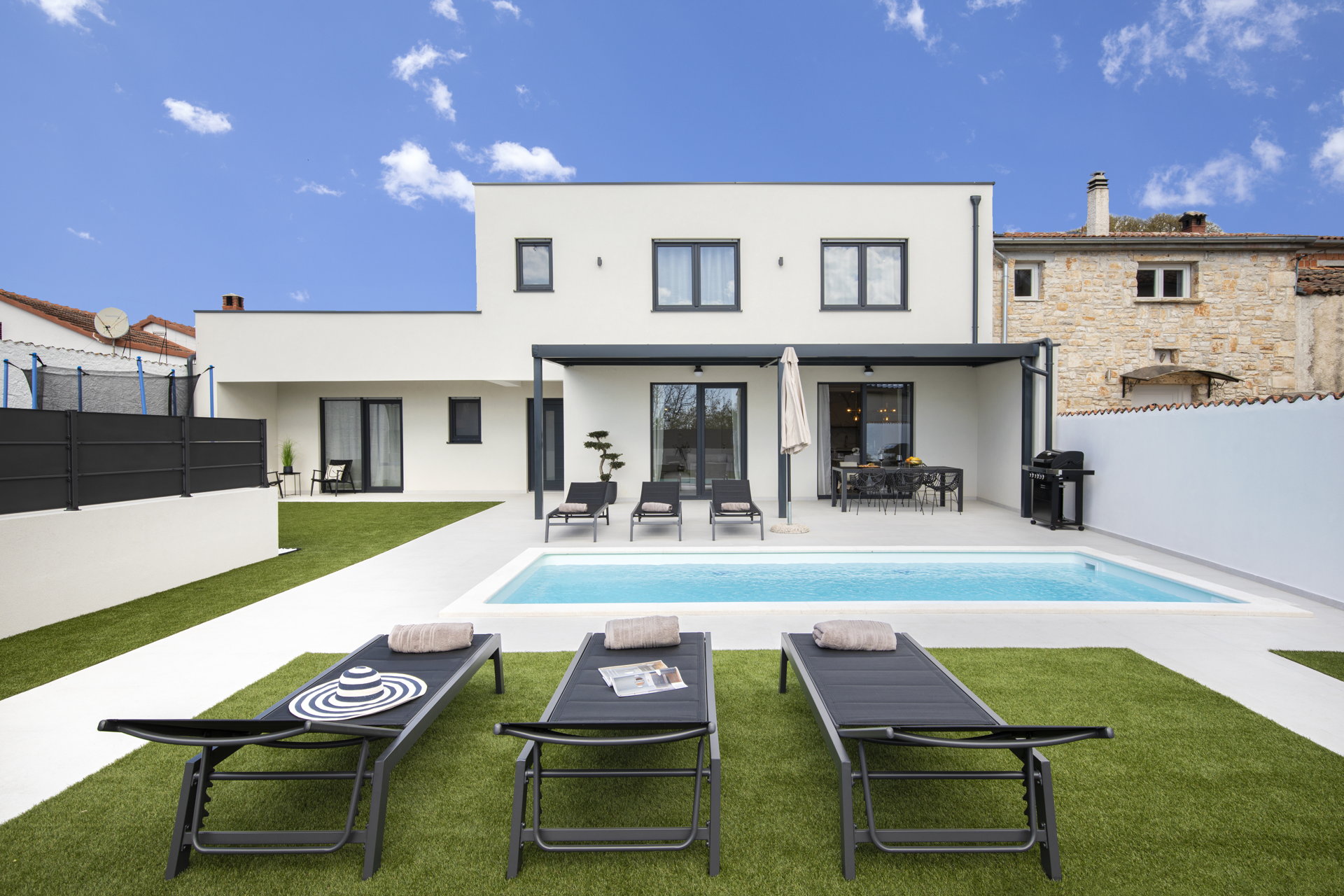 Villa Bohemian Rhapsody with Pool