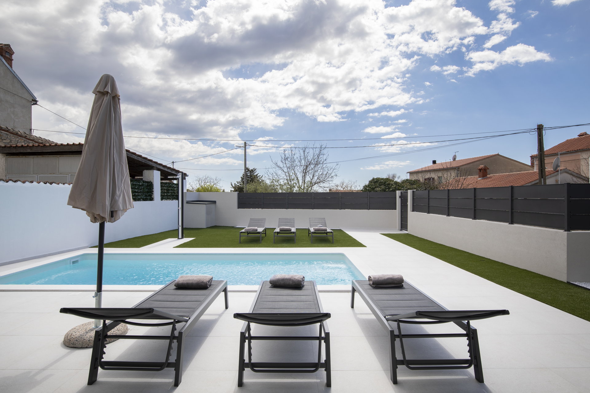 Villa Bohemian Rhapsody with Pool