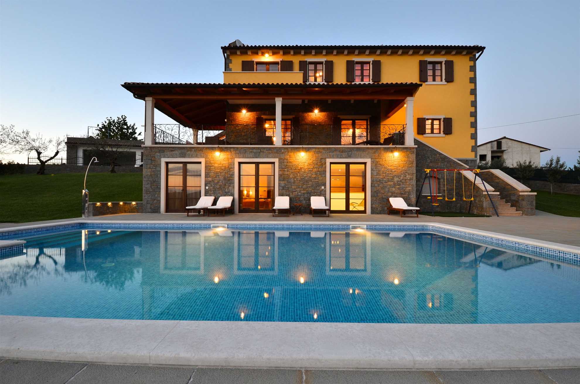 Villa Master with Pool