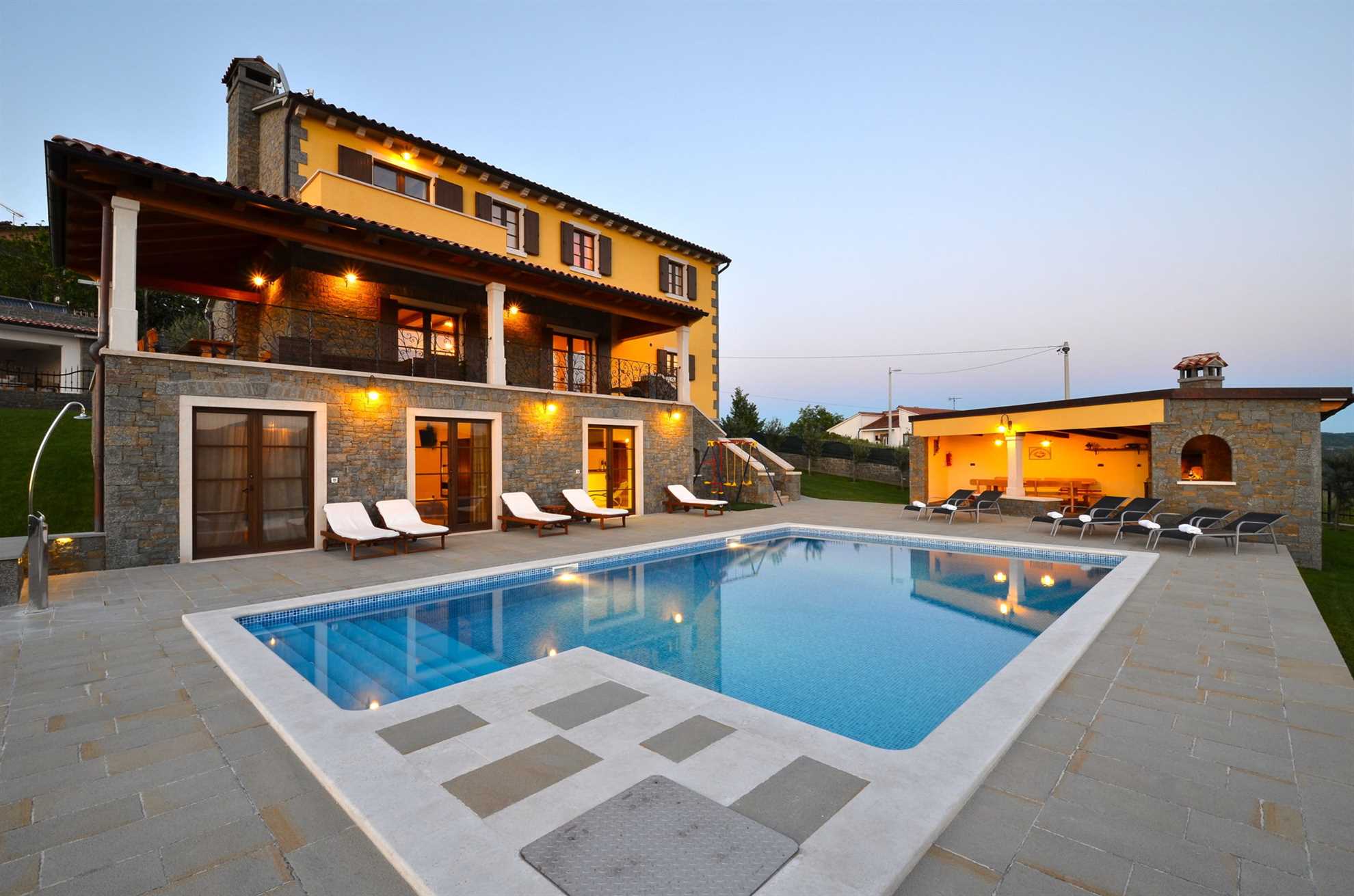 Villa Master with Pool
