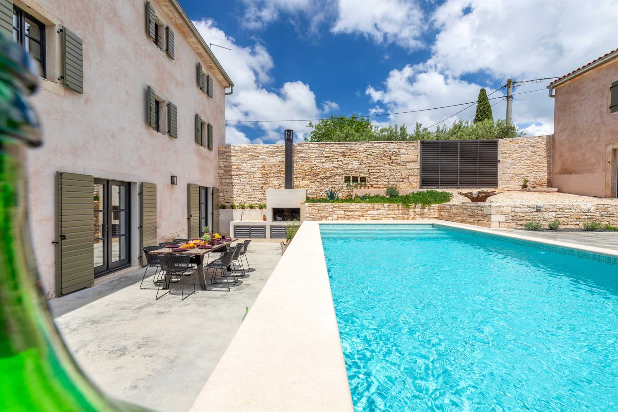 Villa Ferna with Pool