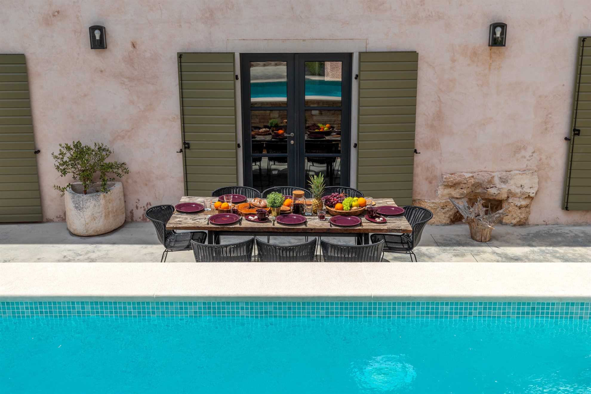 Villa Ferna with Pool