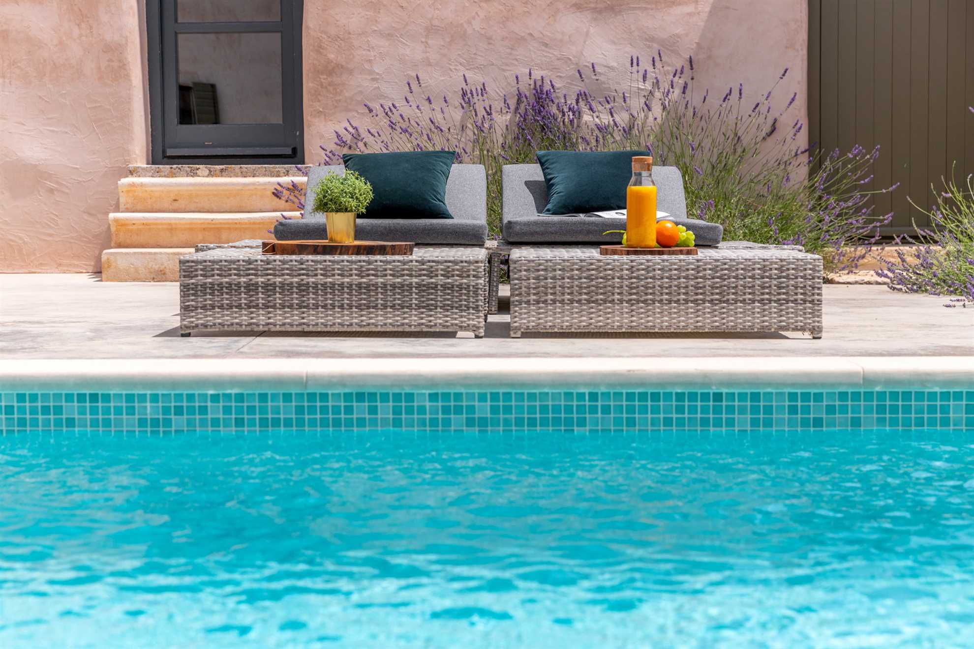 Villa Ferna with Pool