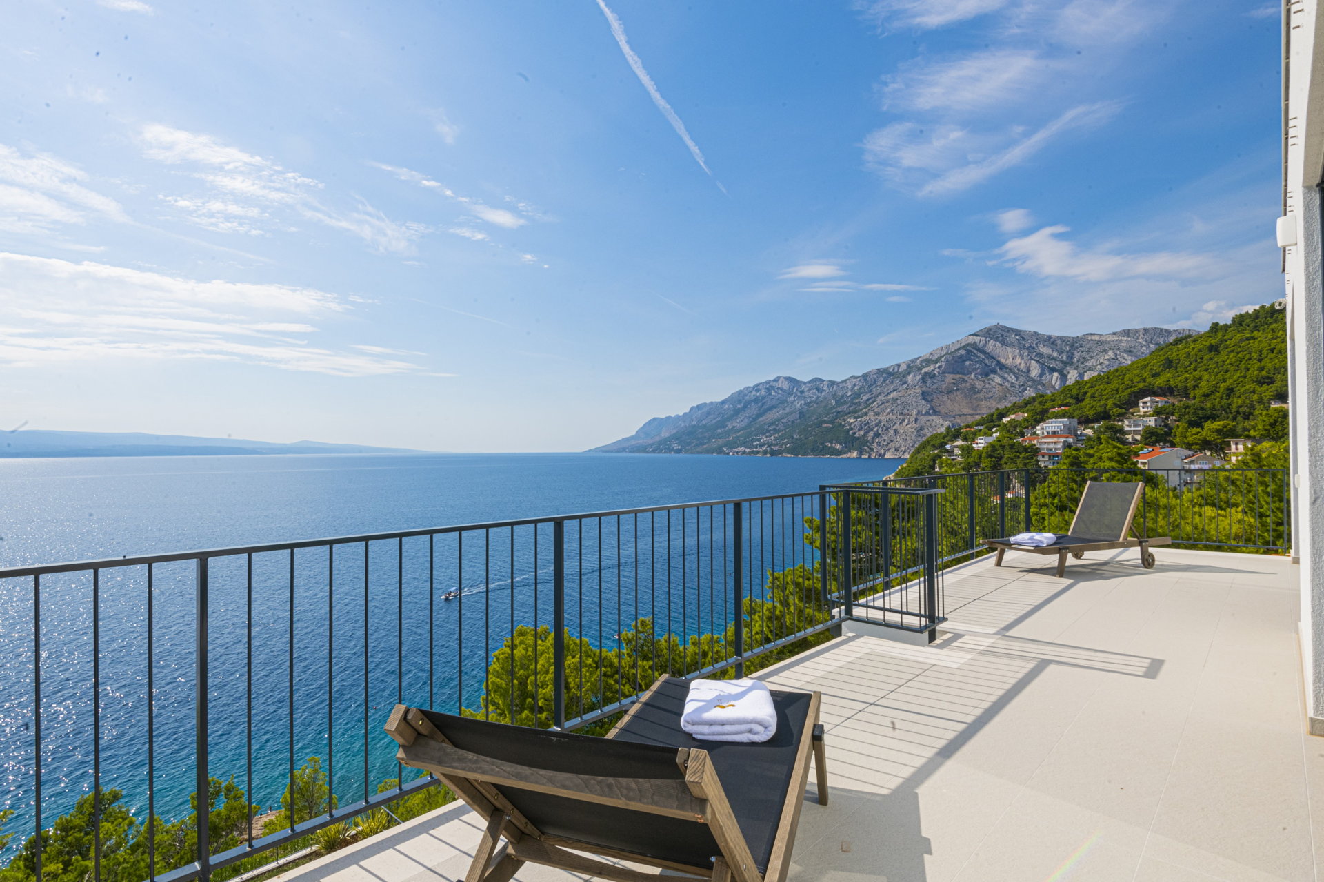 Villa Azul Grande with Heated Pool