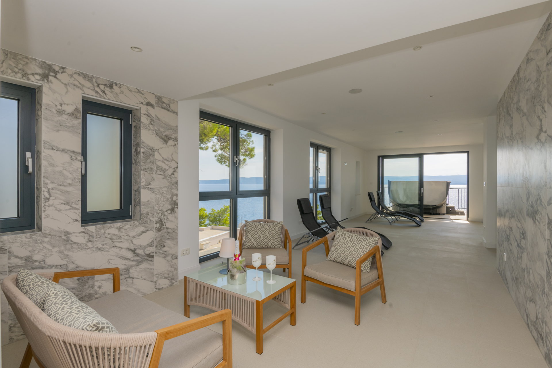 Villa Azul Grande with Heated Pool