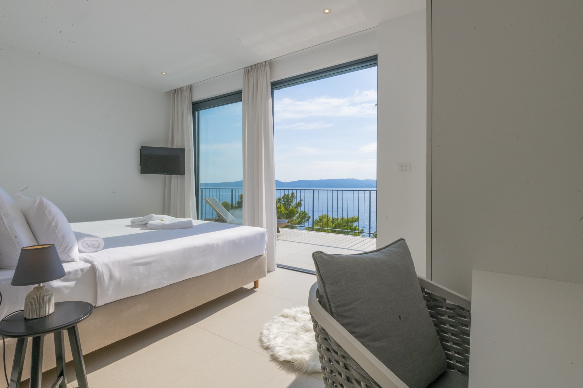 Villa Azul Grande with Heated Pool