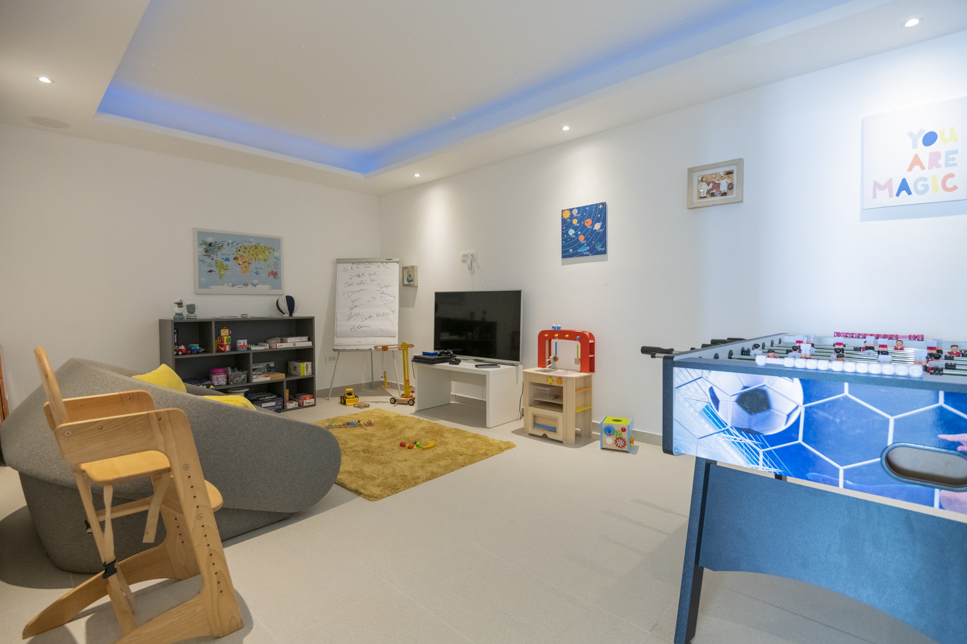 Villa Azul Grande with Heated Pool