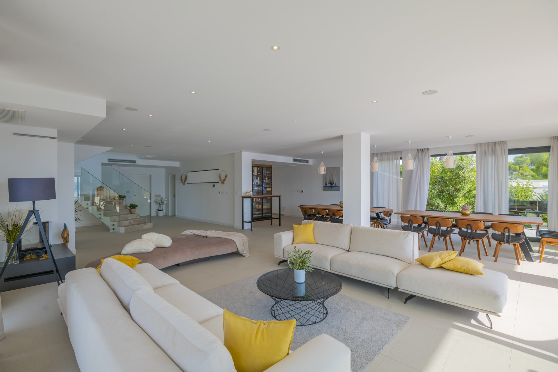 Villa Azul Grande with Heated Pool