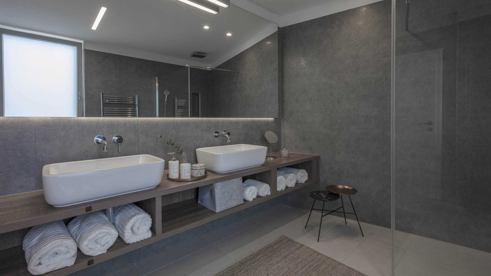 Luxury Villa Spectrum with Heated Pool