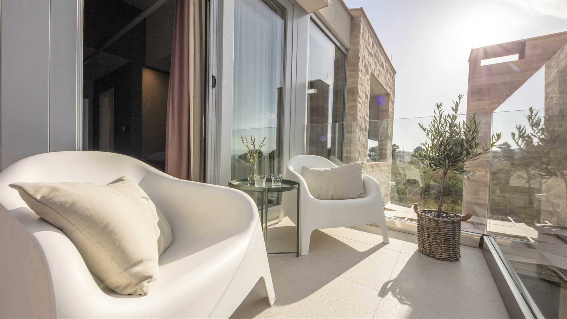 Luxury Villa Spectrum with Heated Pool