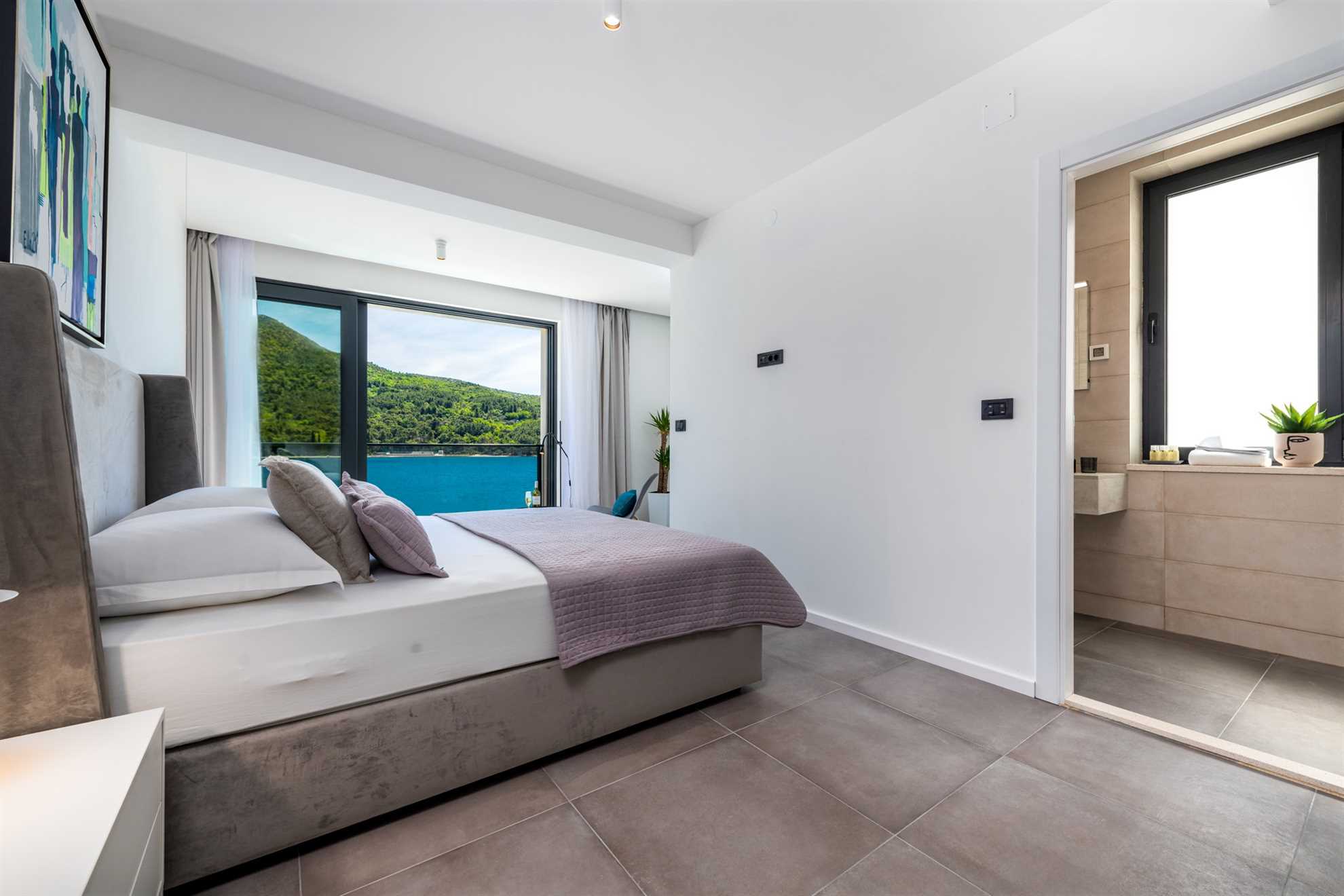 Beachfront Villa Ultimata with Pool