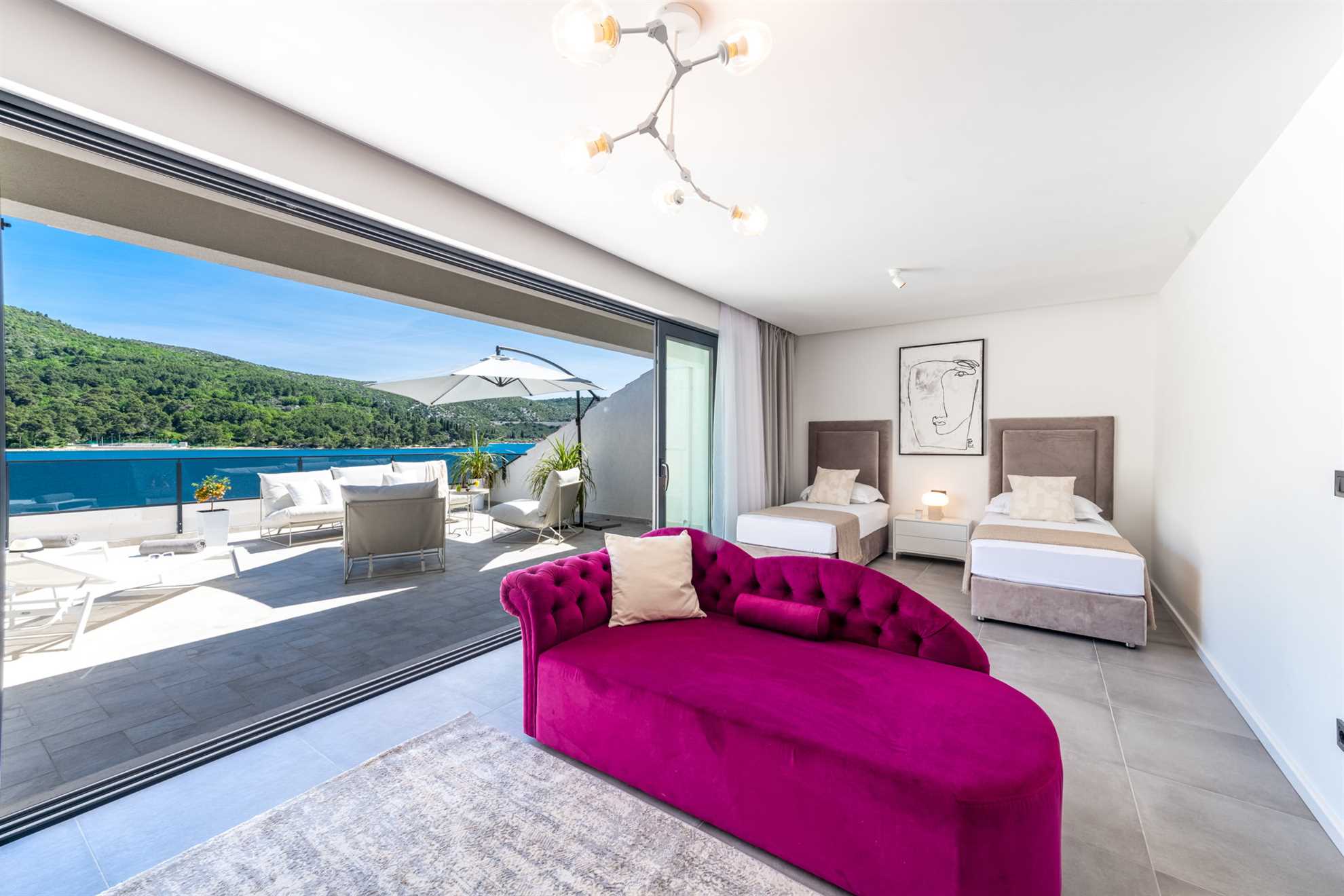 Beachfront Villa Ultimata with Pool