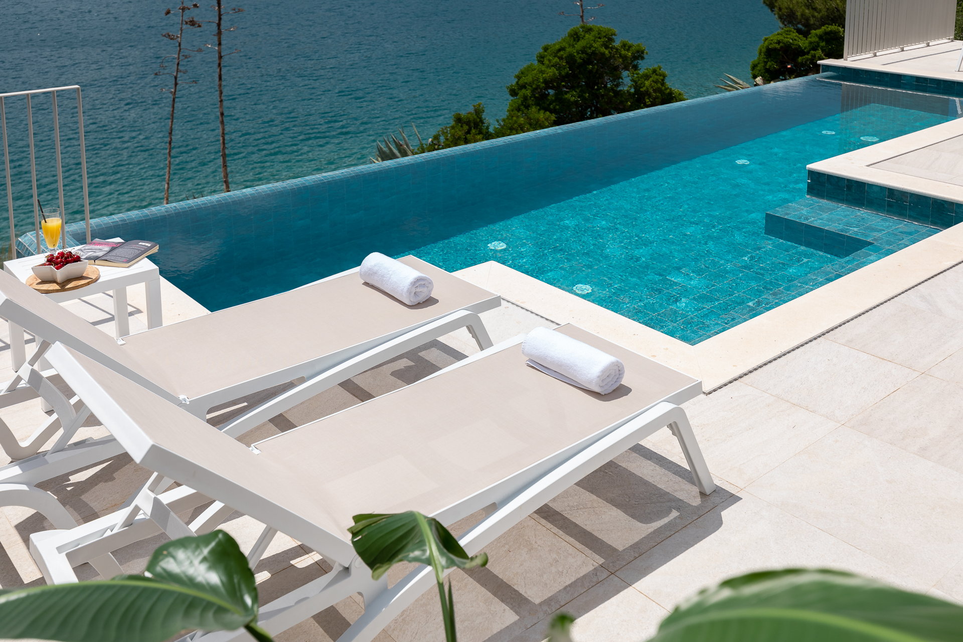 Luxury Villa Violet with Pool