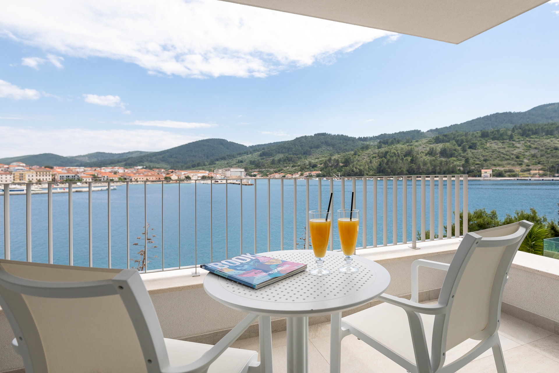 Luxury Villa Violet with Pool