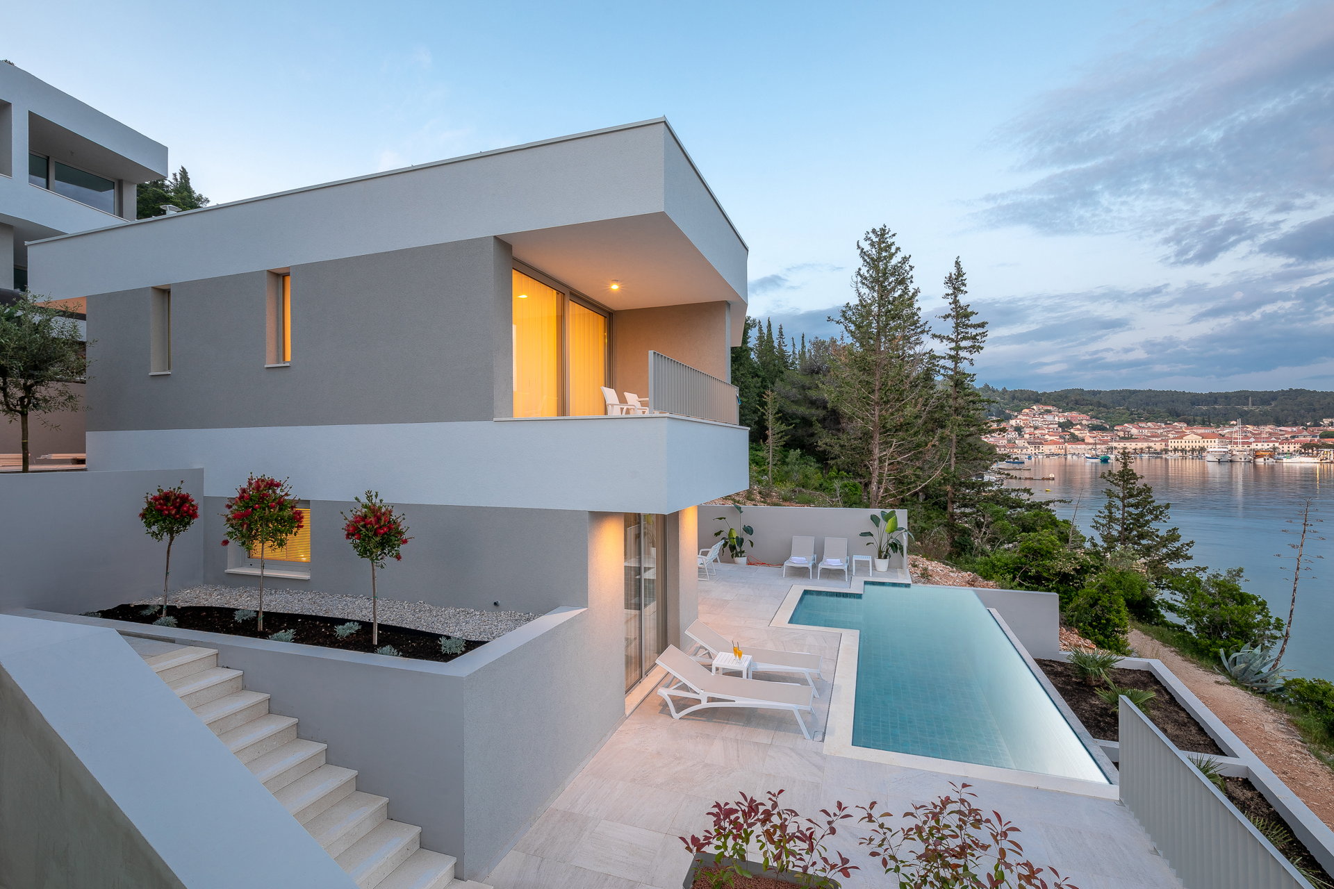 Luxury Villa Violet with Pool
