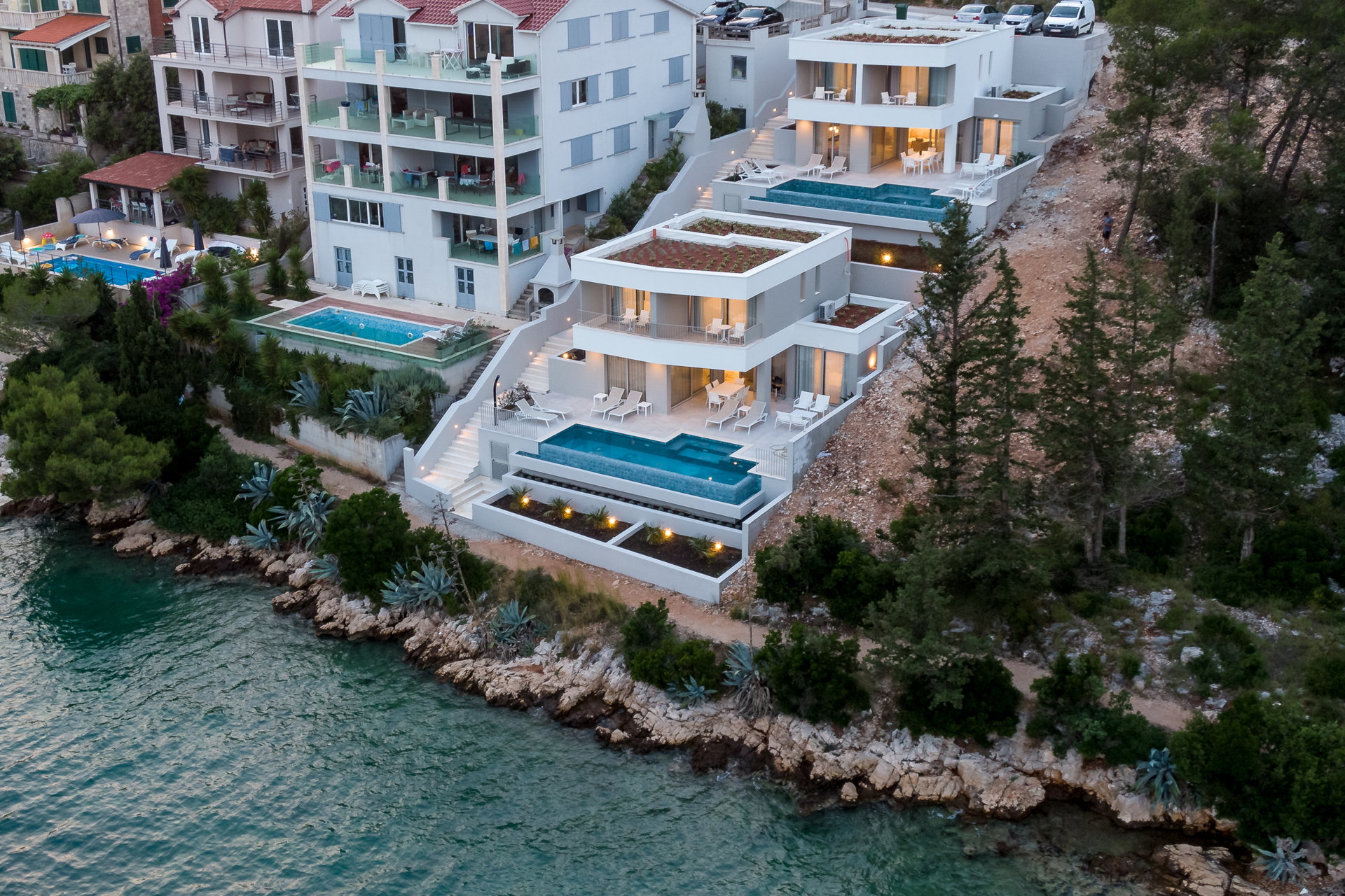 Luxury Villa Ivy with Pool