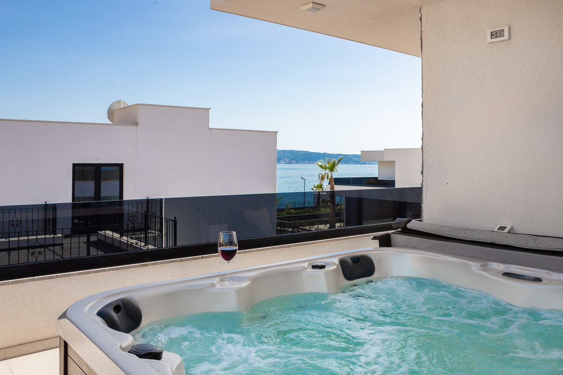 Luxury Villa Anchor with Heated Pool