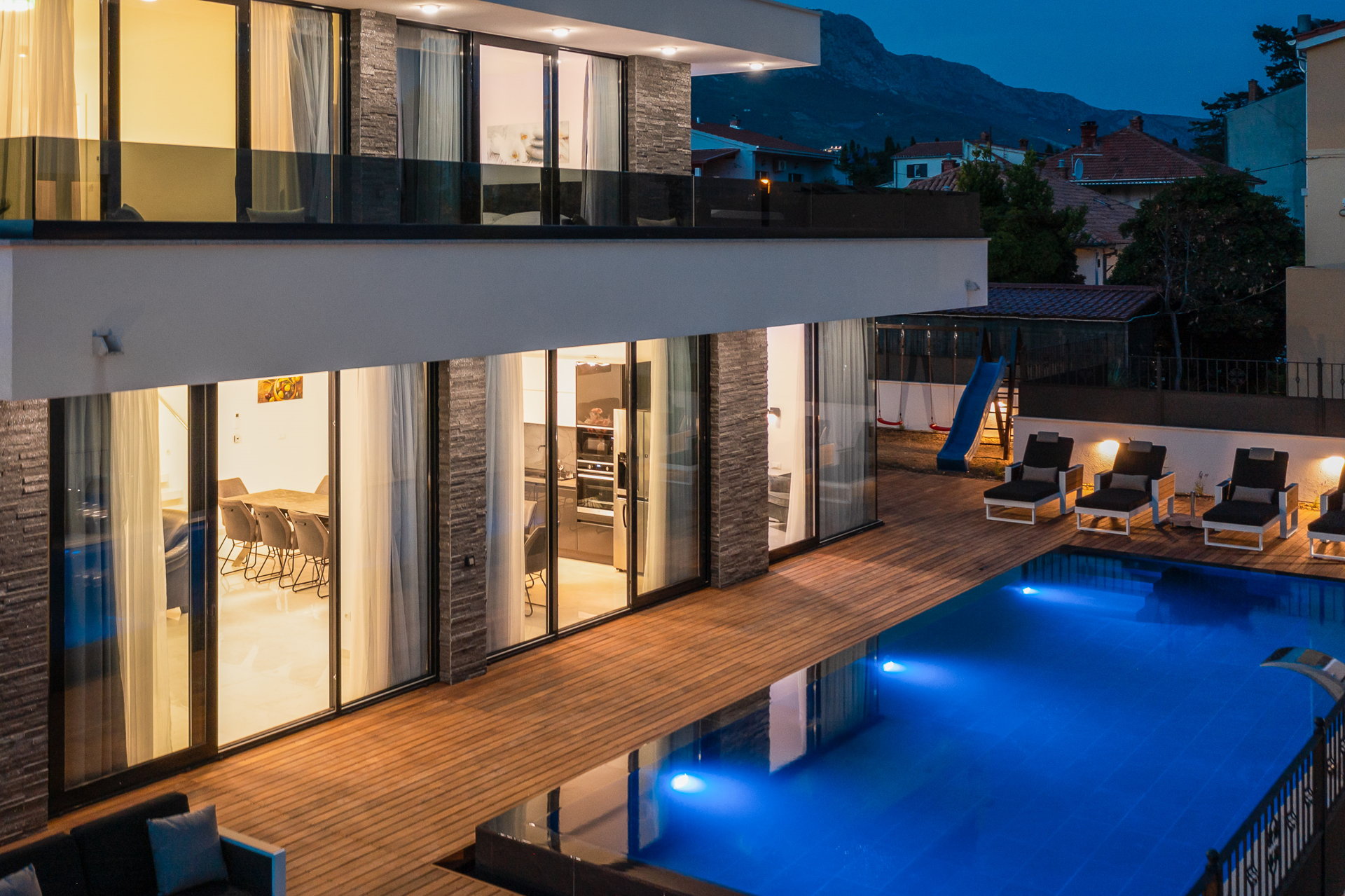 Luxury Villa Anchor with Heated Pool