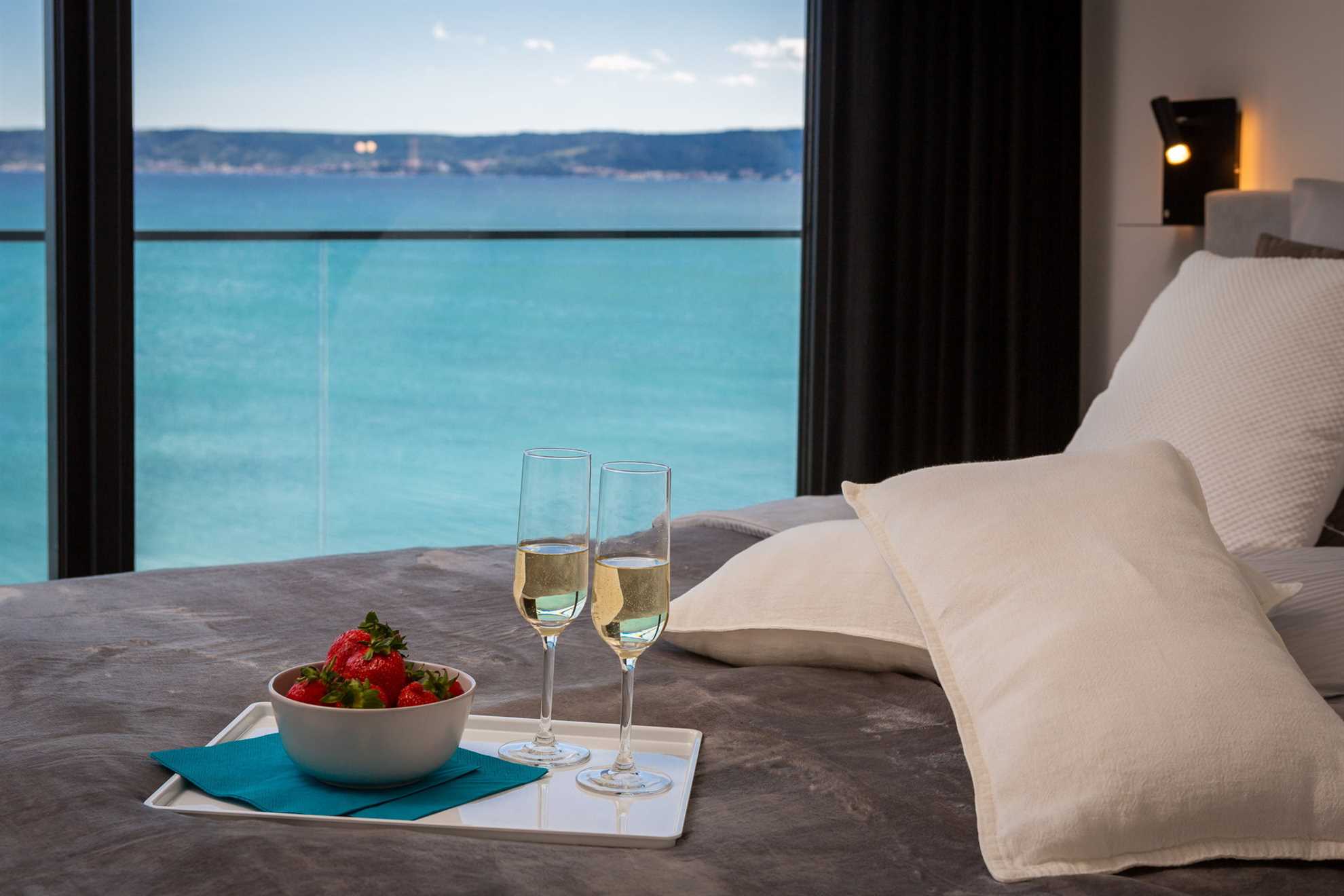 Beachfront Villa The View with Pool