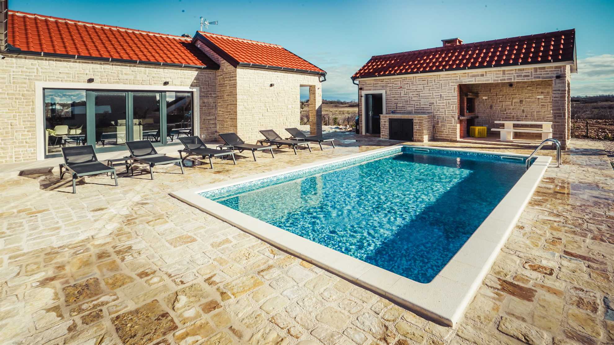 Villa Manor with Heated Pool