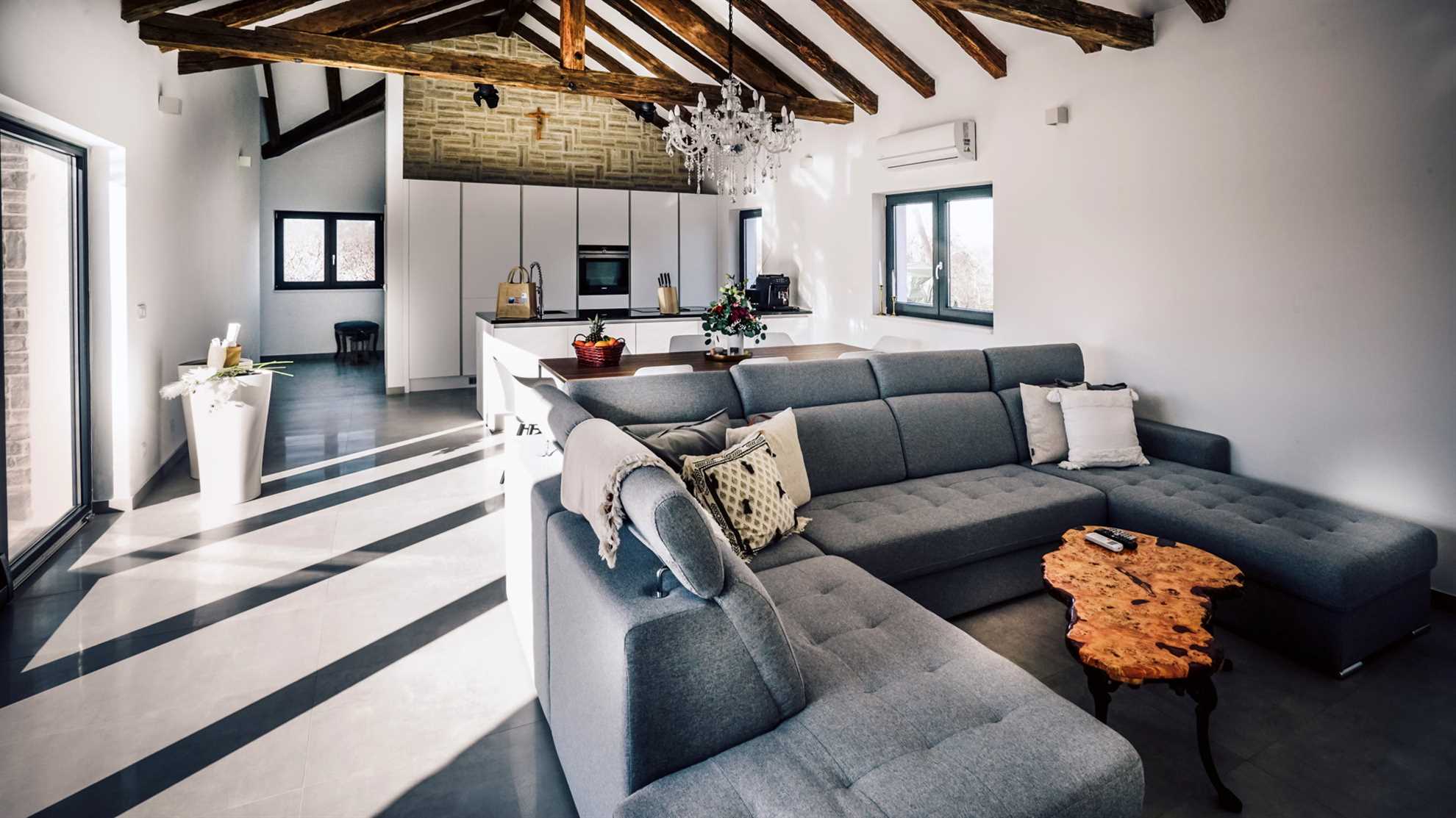 Villa Manor with Heated Pool