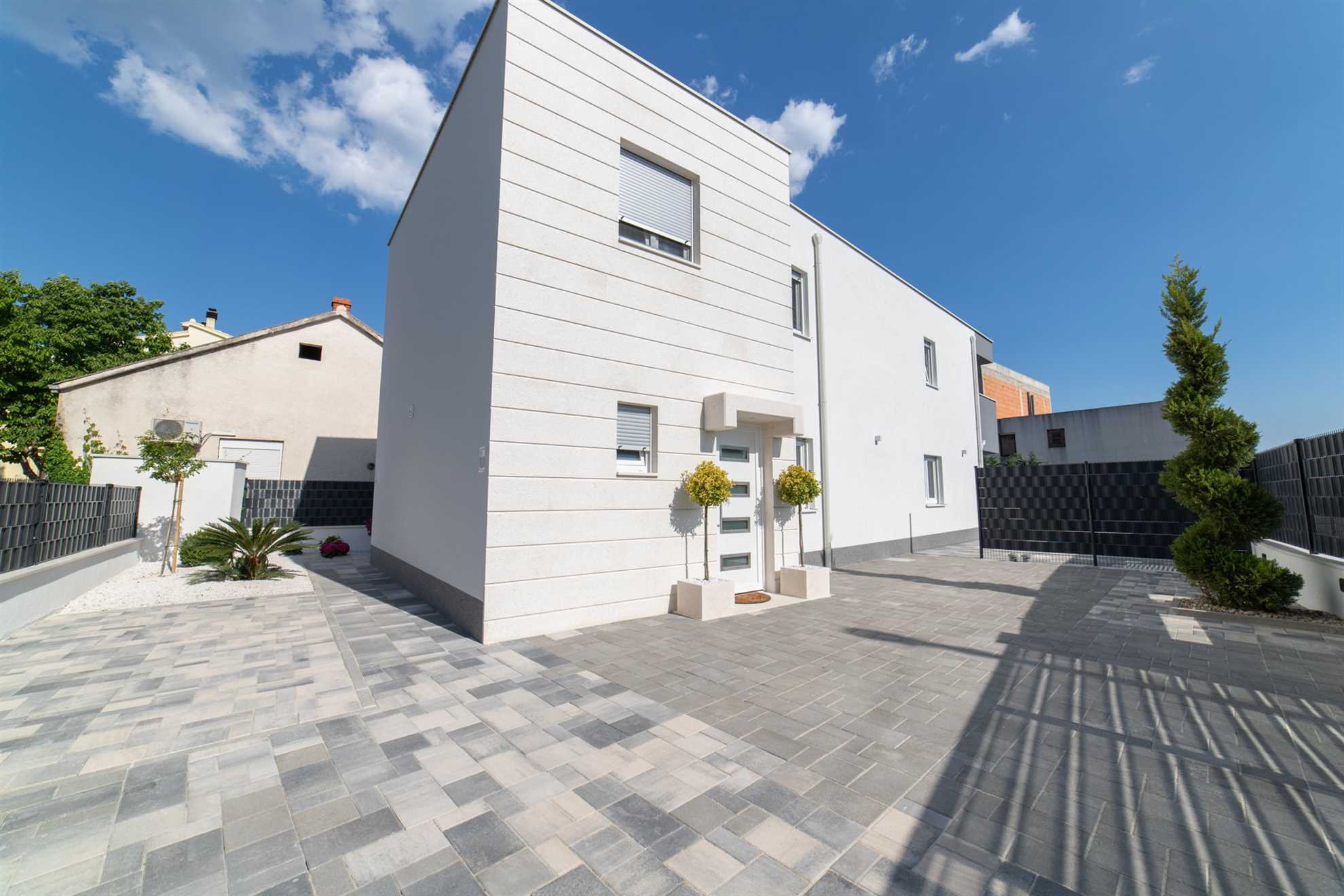 Villa Avanna with Heated Pool