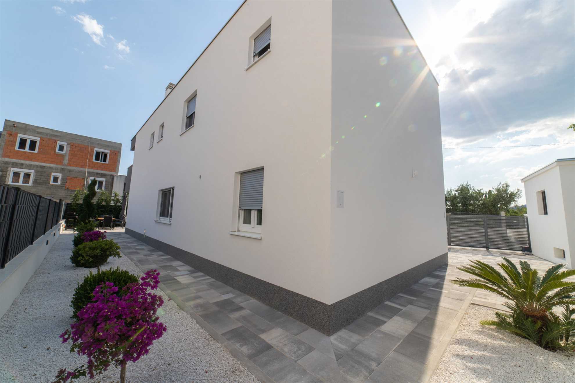 Villa Avanna with Heated Pool