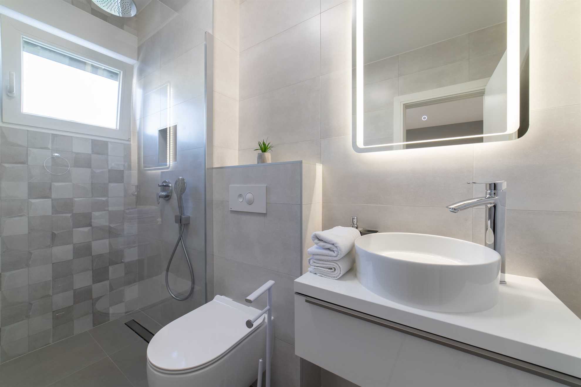 Villa Avanna with Heated Pool