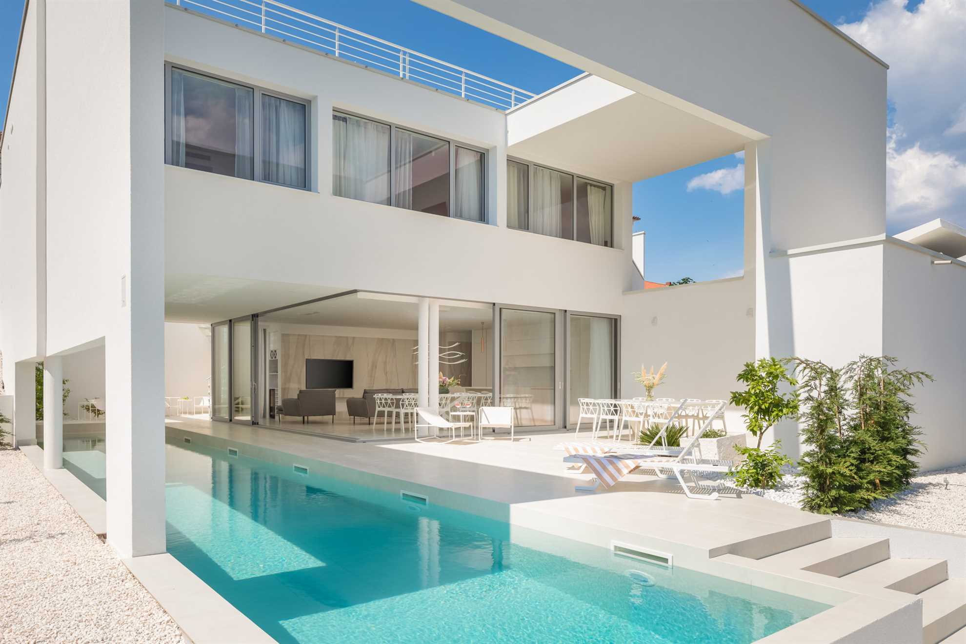 Luxury Villa New Dimension with Pool
