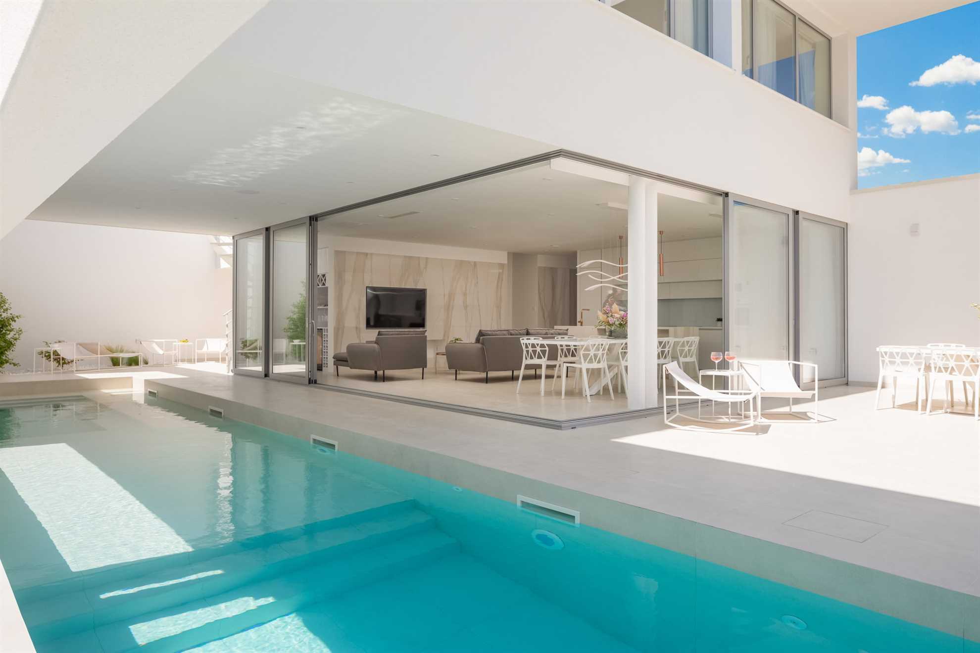 Luxury Villa New Dimension with Pool