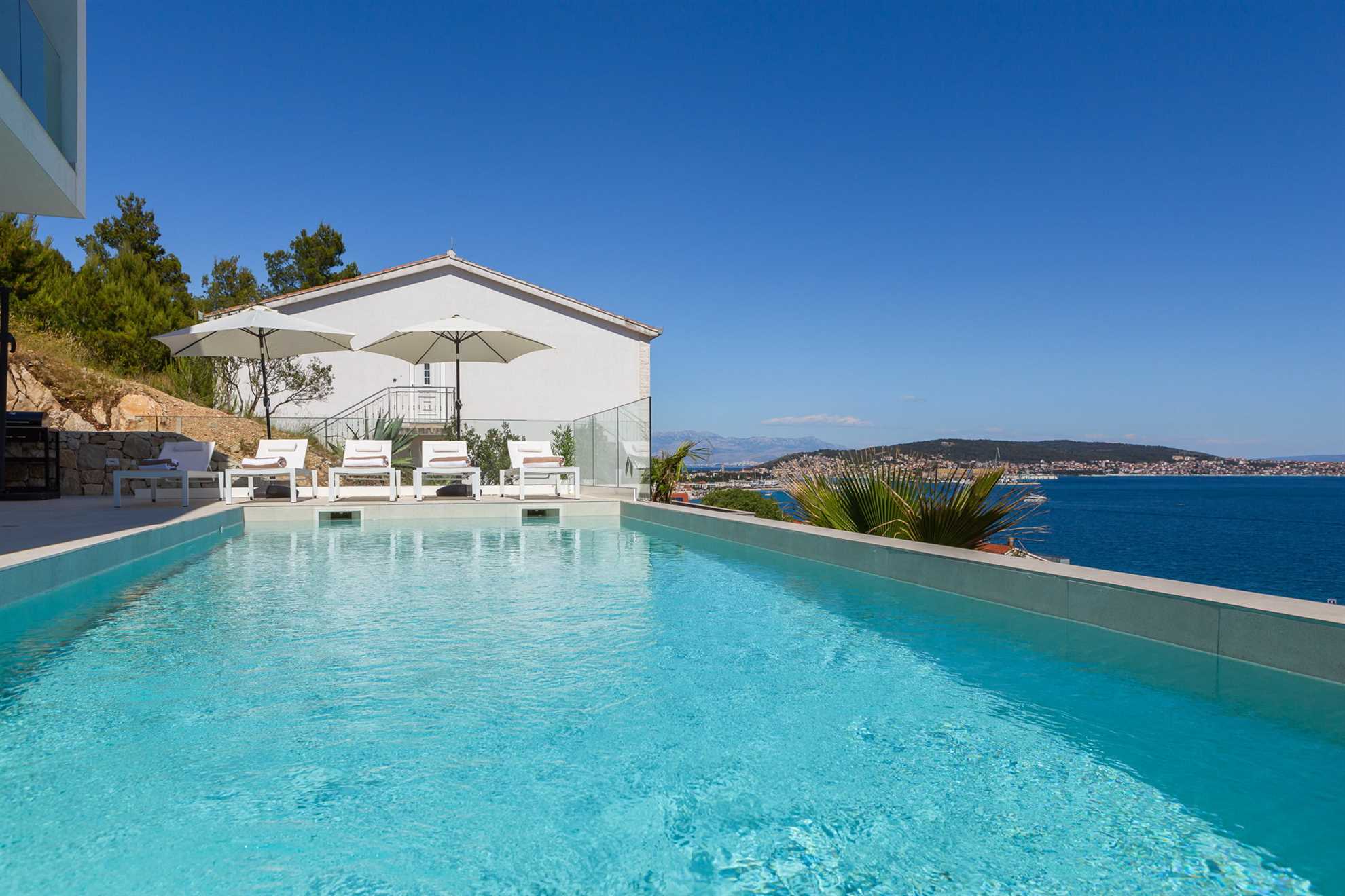 Adria View Villas Complex