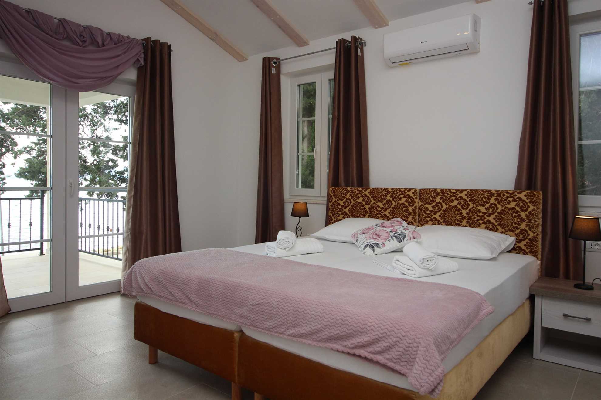 Beachfront Villa Sea Mystery with Pool
