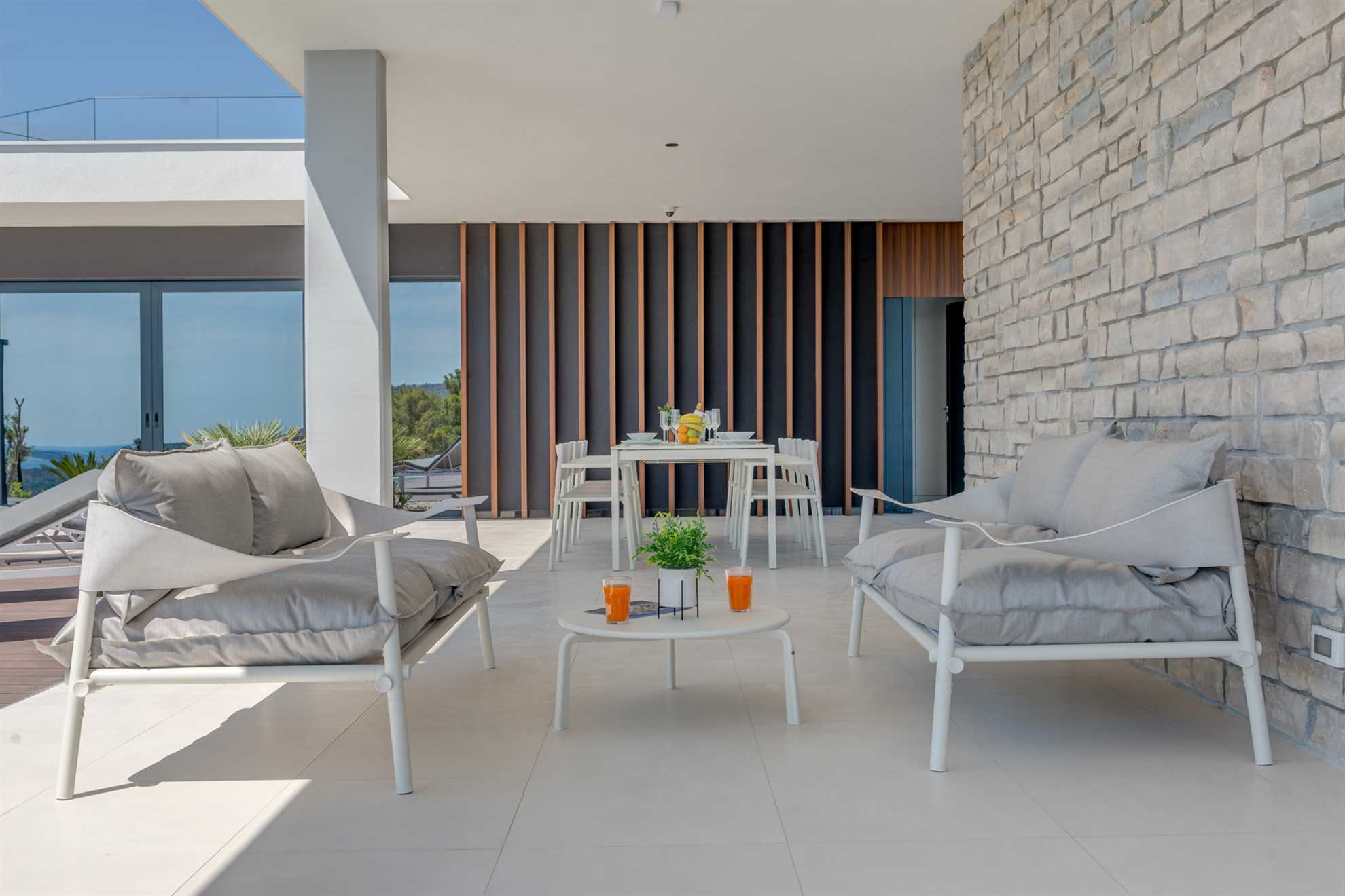 Luxury Villa Voyage with Pool I